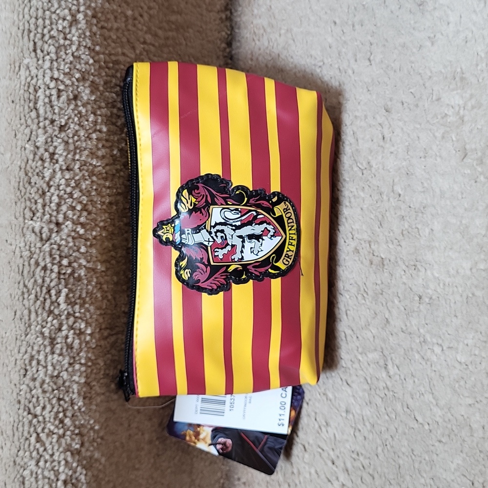 Harry Potter Griffindor Makeup Bag, New With Tags